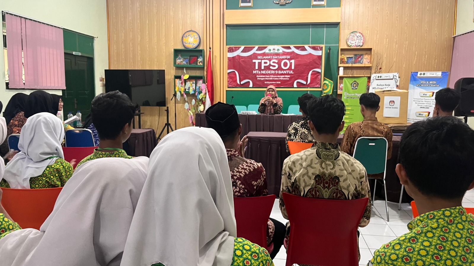 Kepala MTsN 9 Bantul Apresiasi Pemilos Berjalan Lancar
